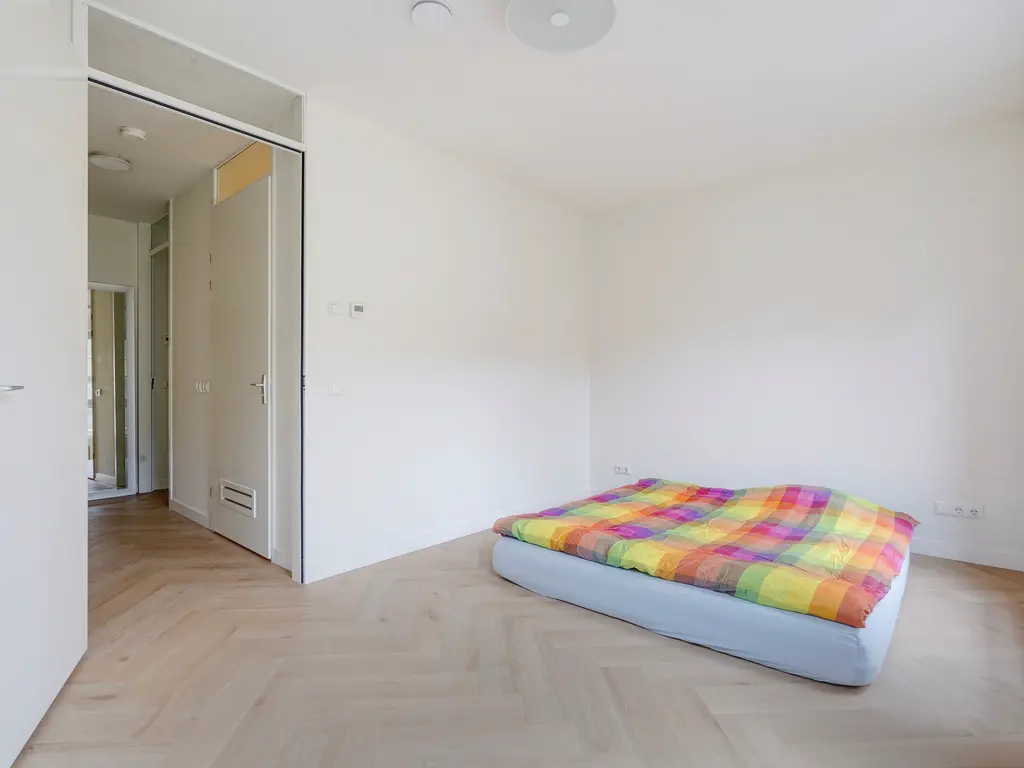 Onafhankelijkheidstraat 11, Den Haag