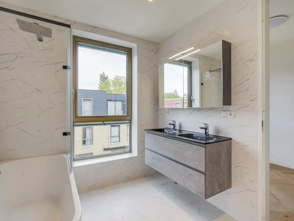Onafhankelijkheidstraat 11, Den Haag