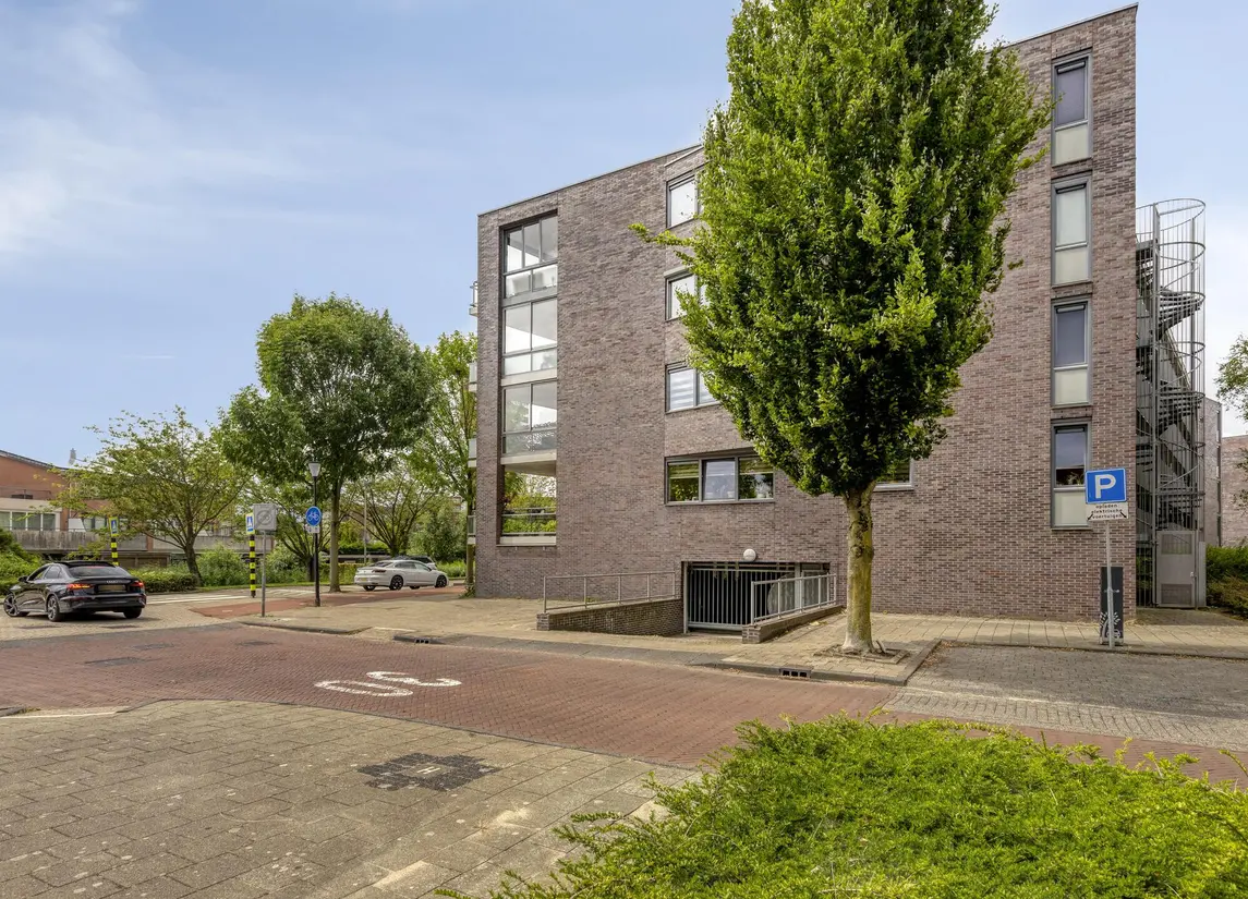 Zuidersingel 8