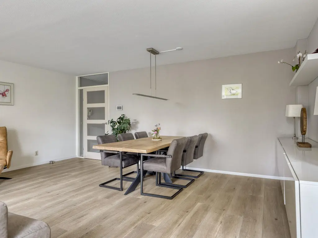 Zuidersingel 8, BARENDRECHT