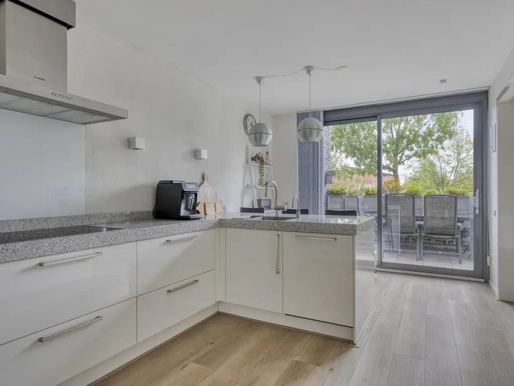 Zuidersingel 8, BARENDRECHT