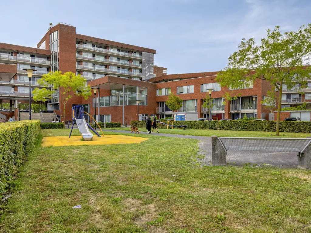 Zuidersingel 8, BARENDRECHT