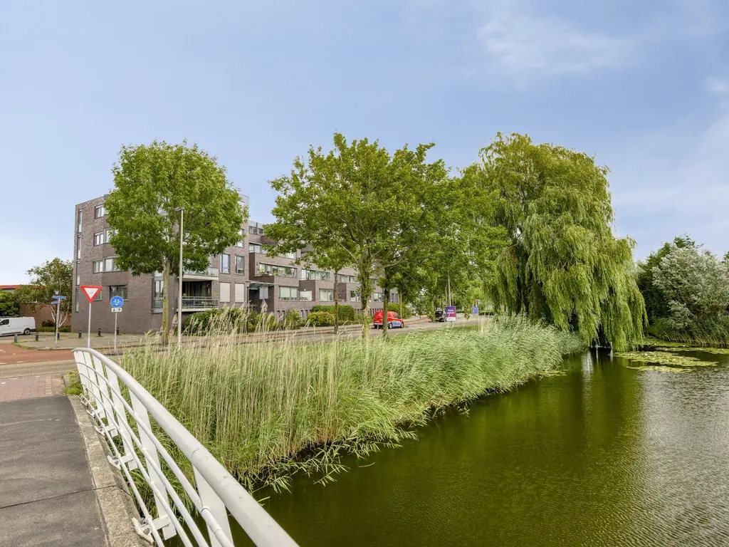 Zuidersingel 8, BARENDRECHT