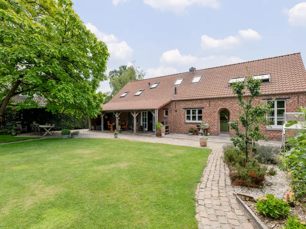 Lage Rooy 29  , Hoogstraten