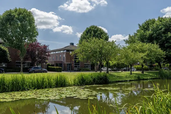 Meerwedesingel 15