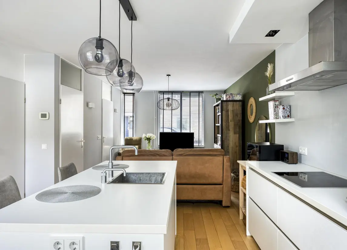 Giessenstraat 11