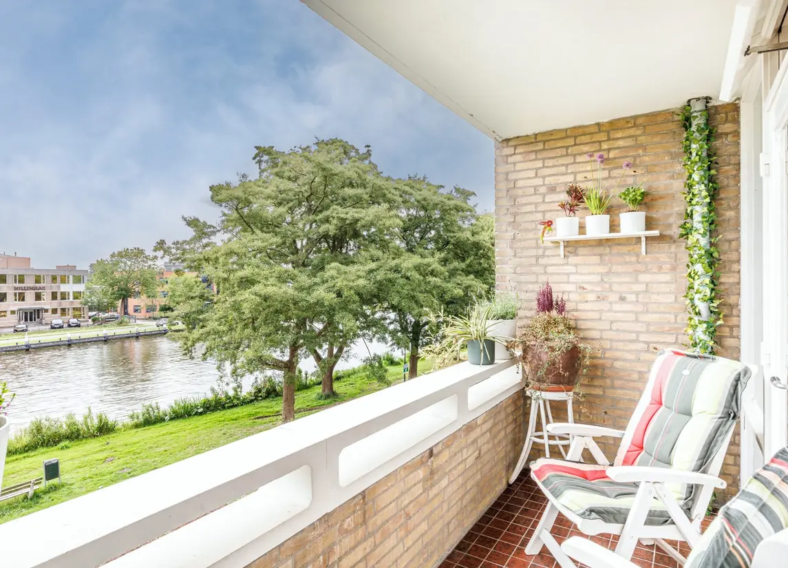 Paramaribostraat 93
