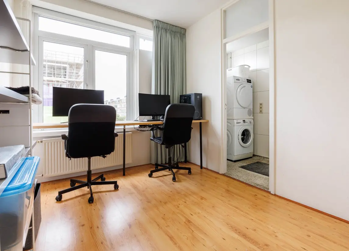 Paramaribostraat 93