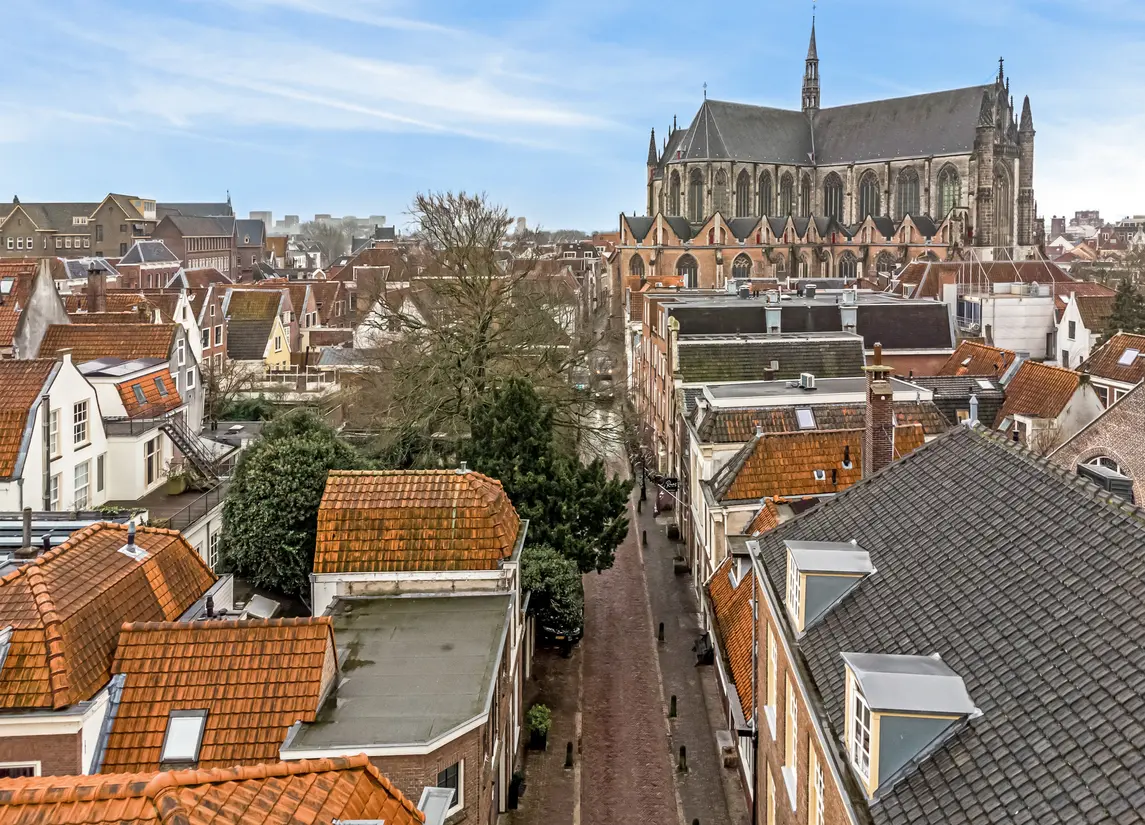 Middelweg 28