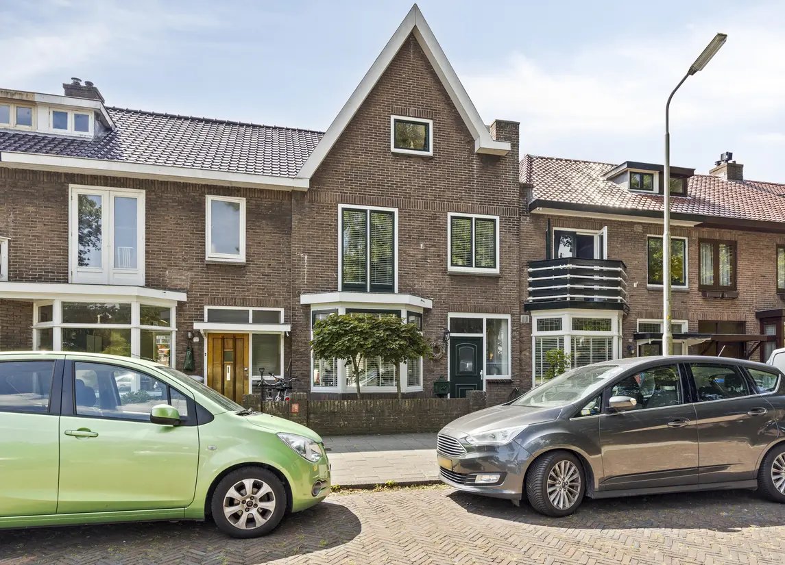 Jan Pieterszoon Coenstraat 107