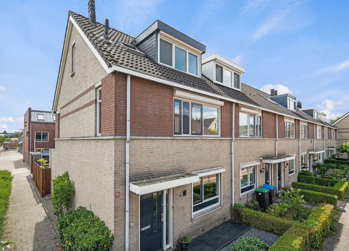 Van Hulststraat 43