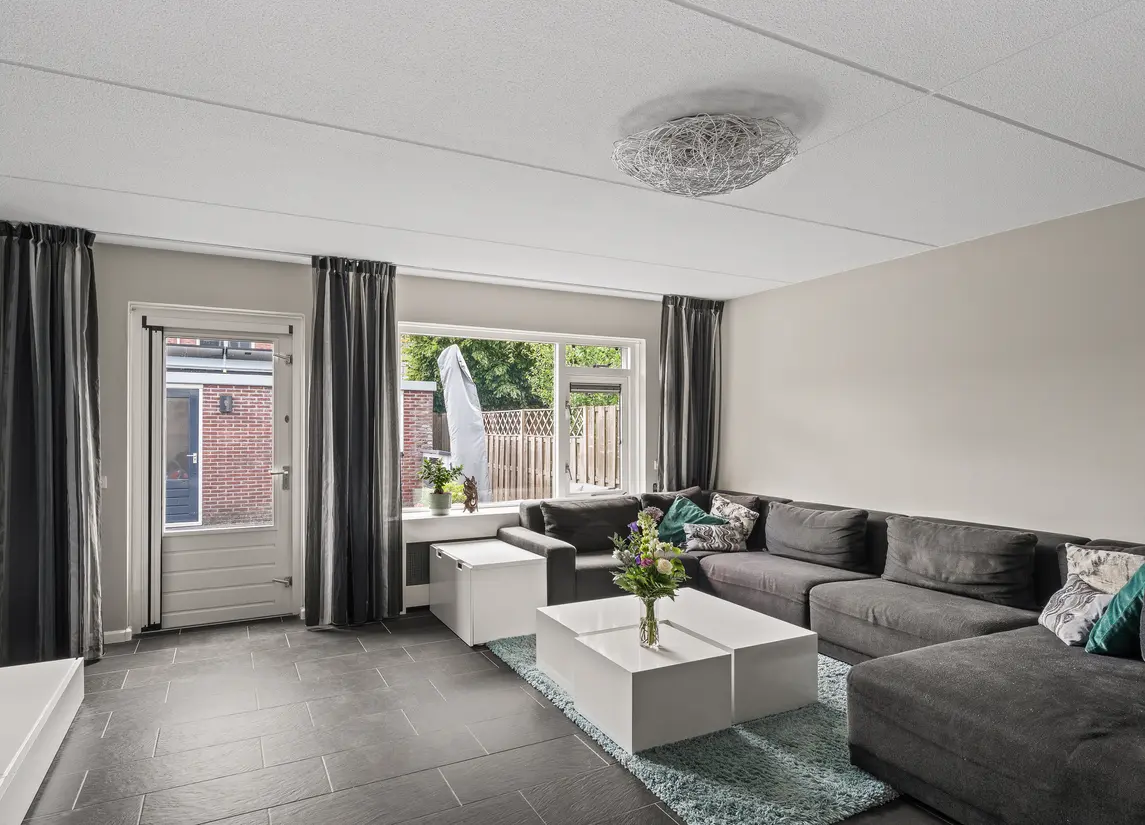 Van Hulststraat 43