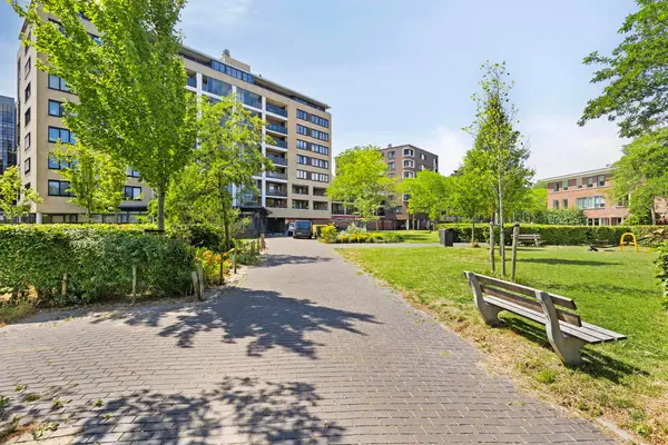 Lasserstraat 156
