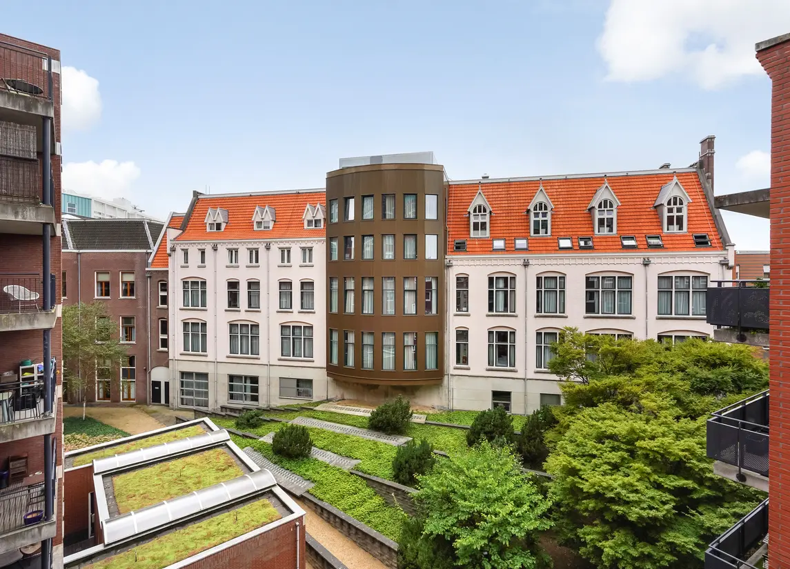 Muzenplein 48
