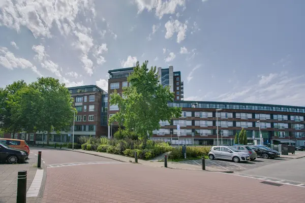 Ommedijk 81