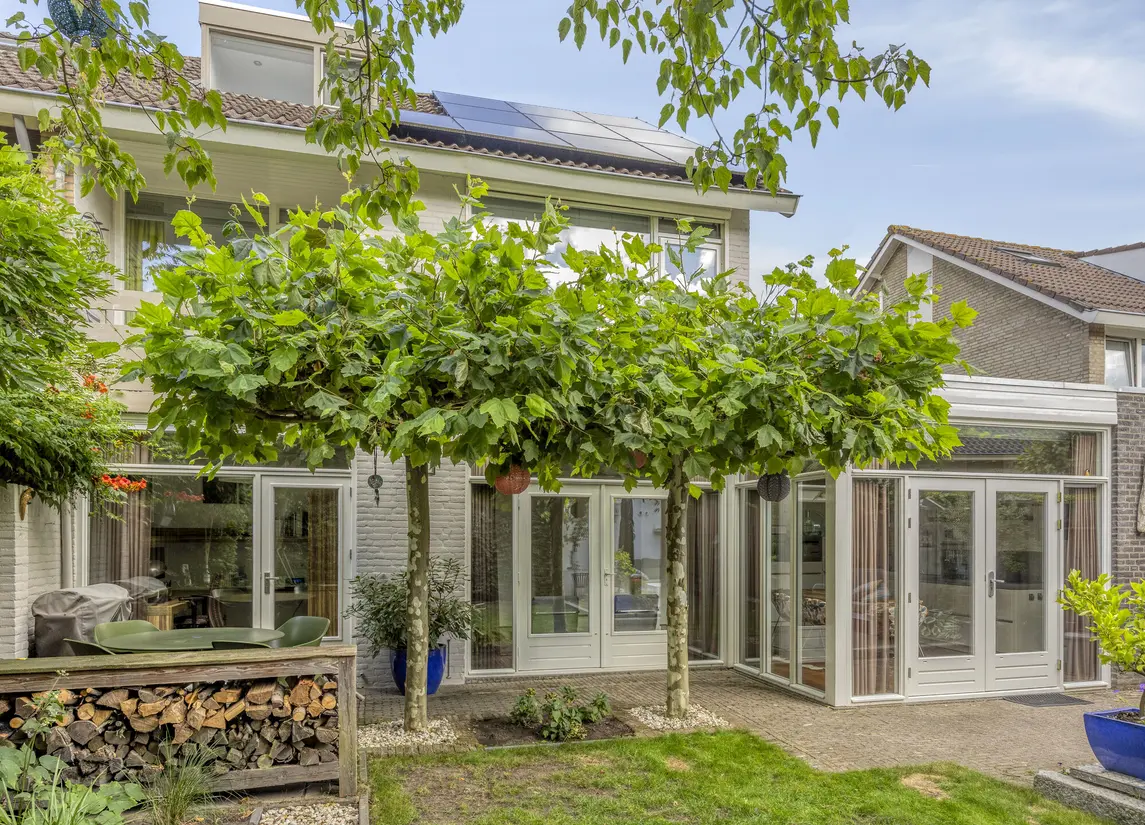 Veltackerstraat 8