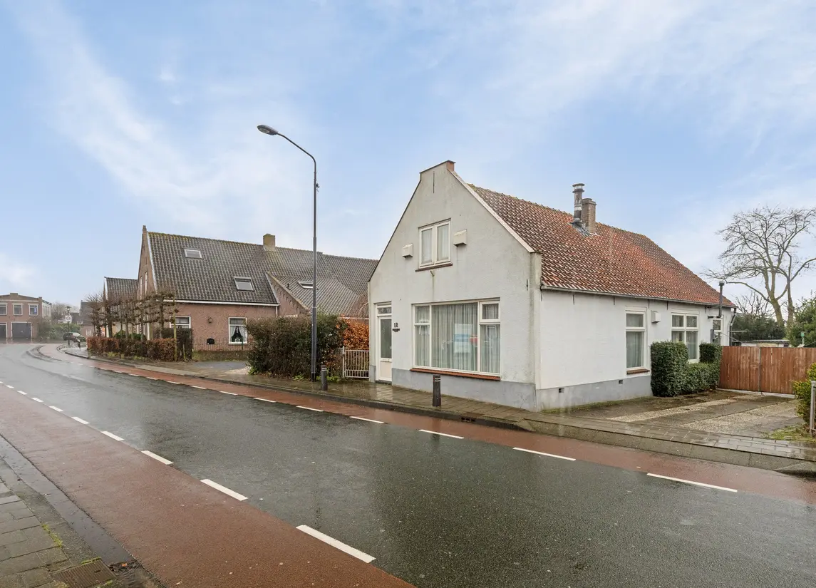 Kerkstraat 12