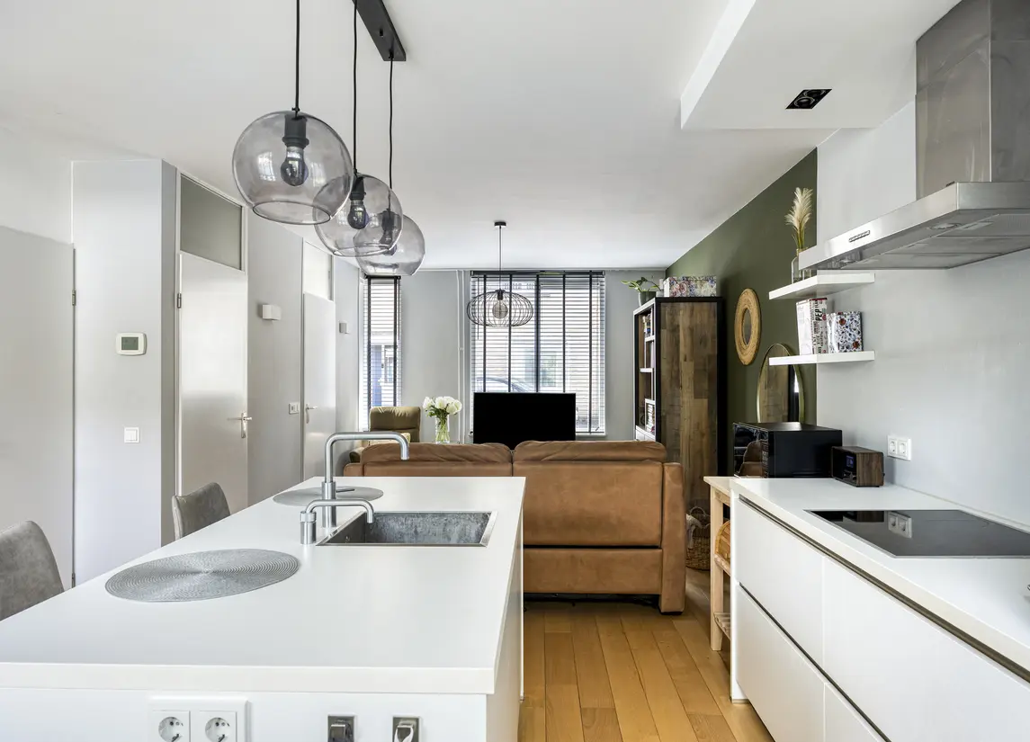 Giessenstraat 11