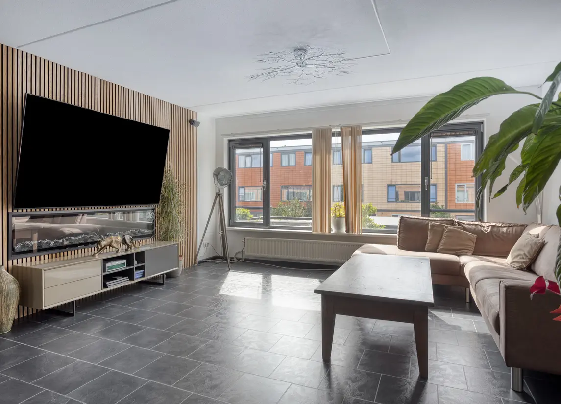 Tahitistraat 16