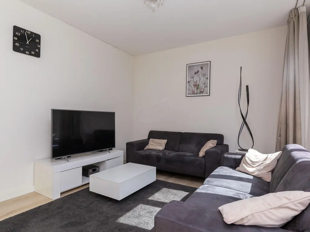 Bart van der Leckhof 6, DIEMEN