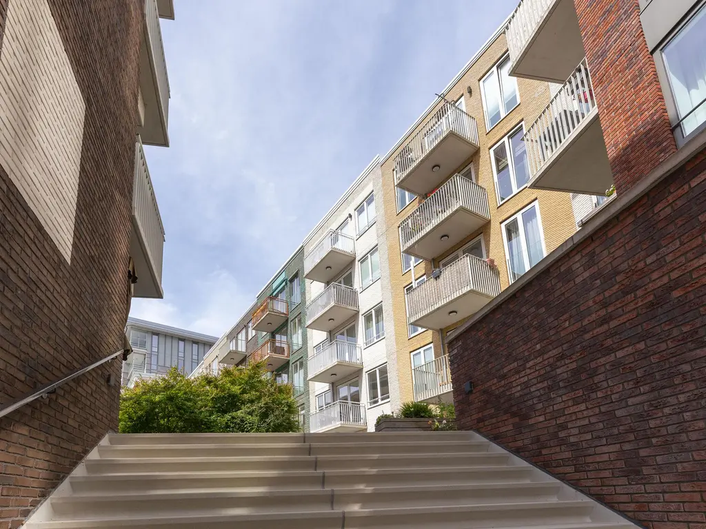 Bart van der Leckhof 6, DIEMEN