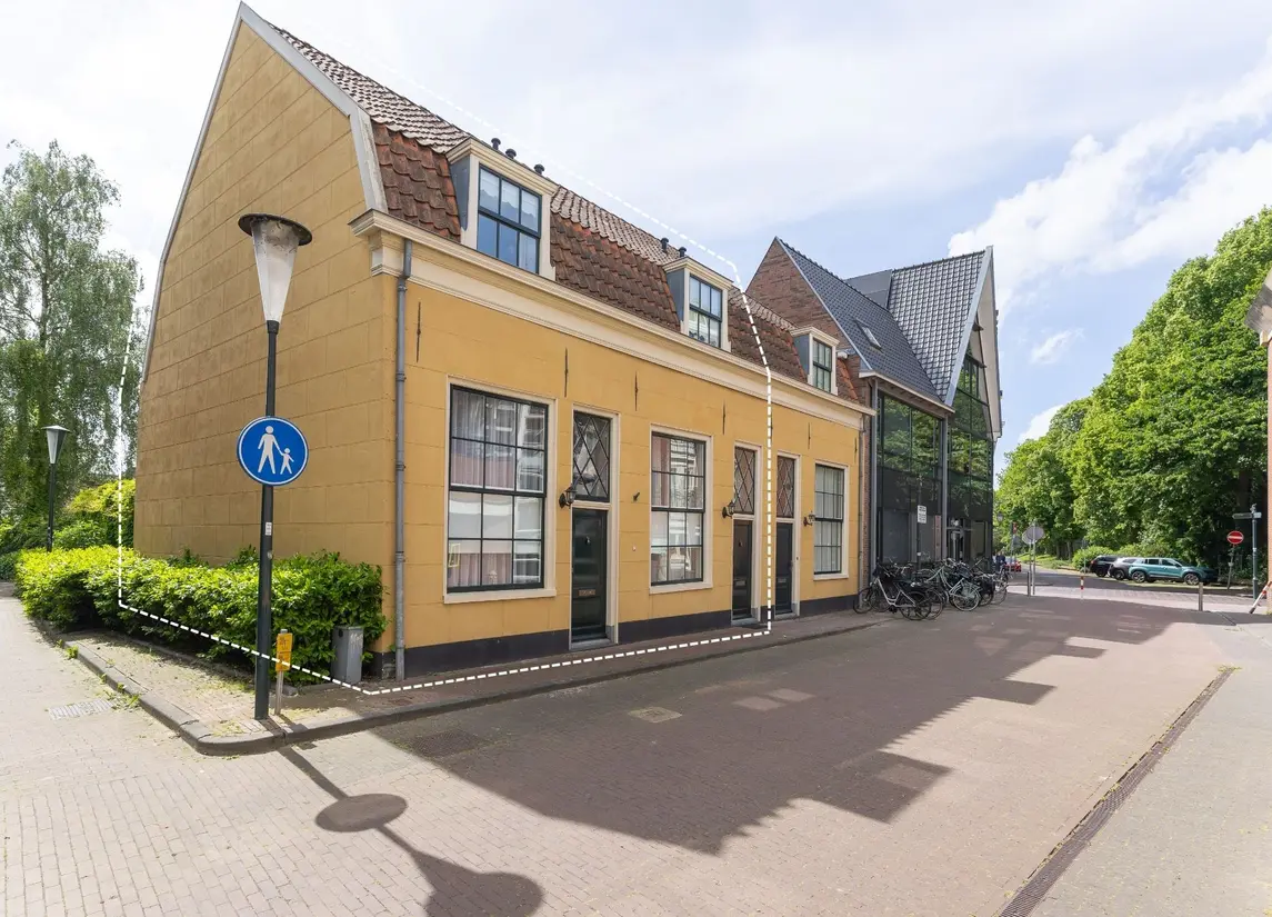 Jeudje 8