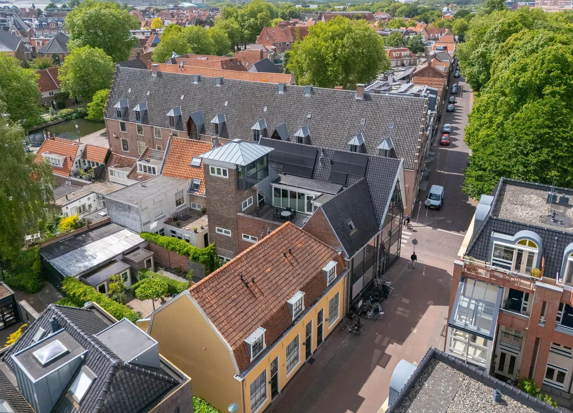 Jeudje 8