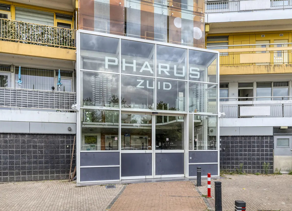 Pharus 47