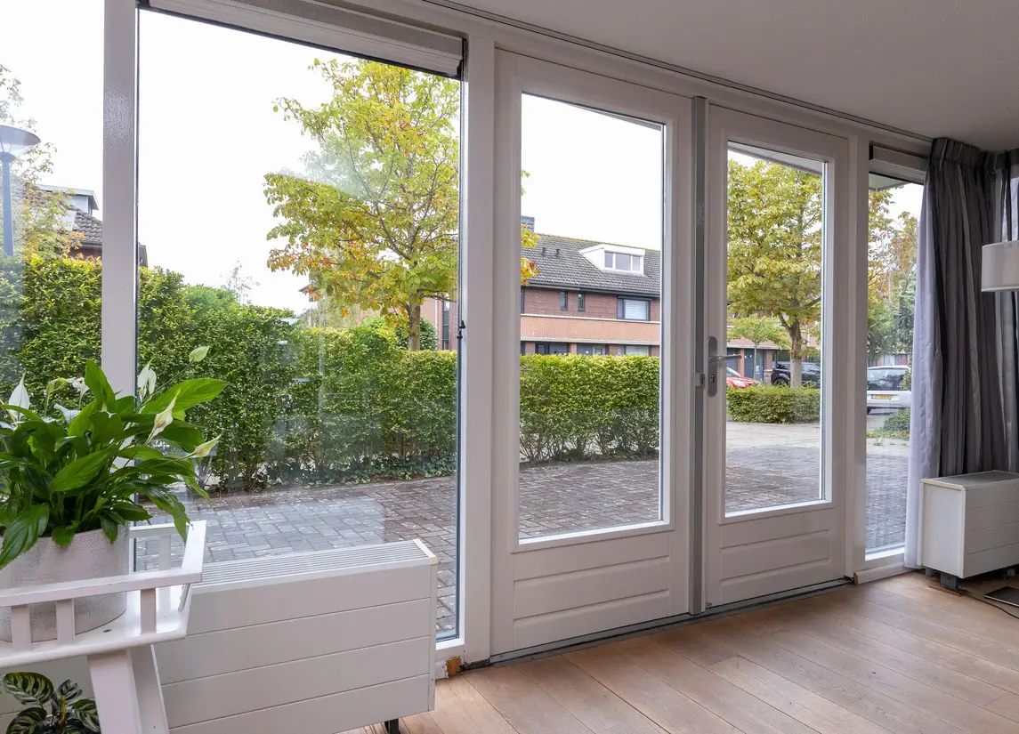 John Raedeckerhof 203