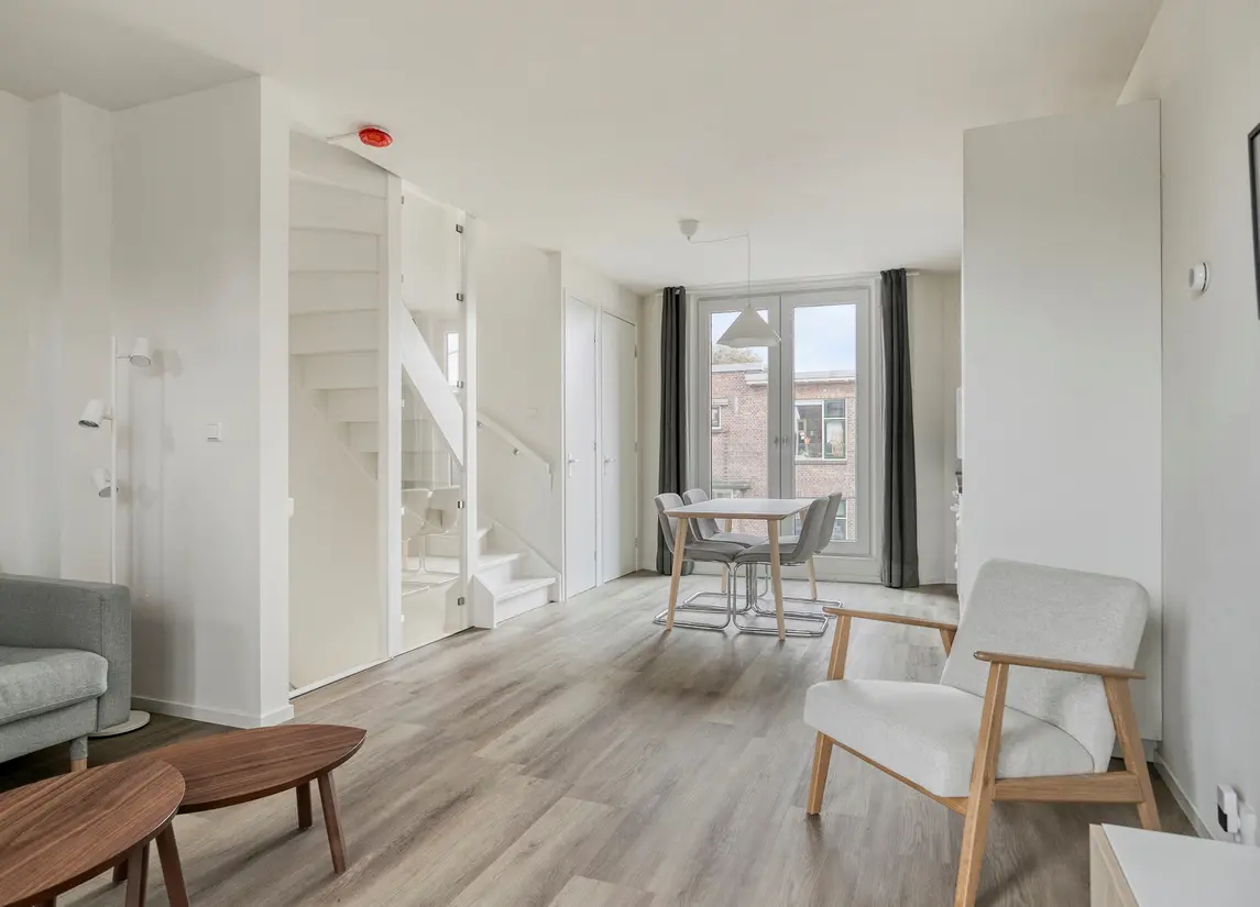 Pioenstraat 12B