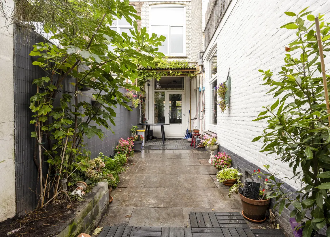 Govert Bidloostraat 51