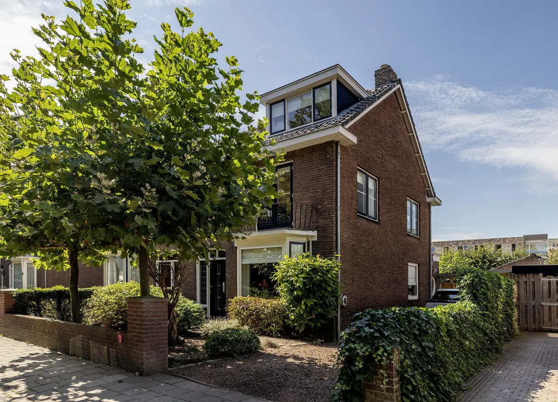 1e Barendrechtseweg 136
