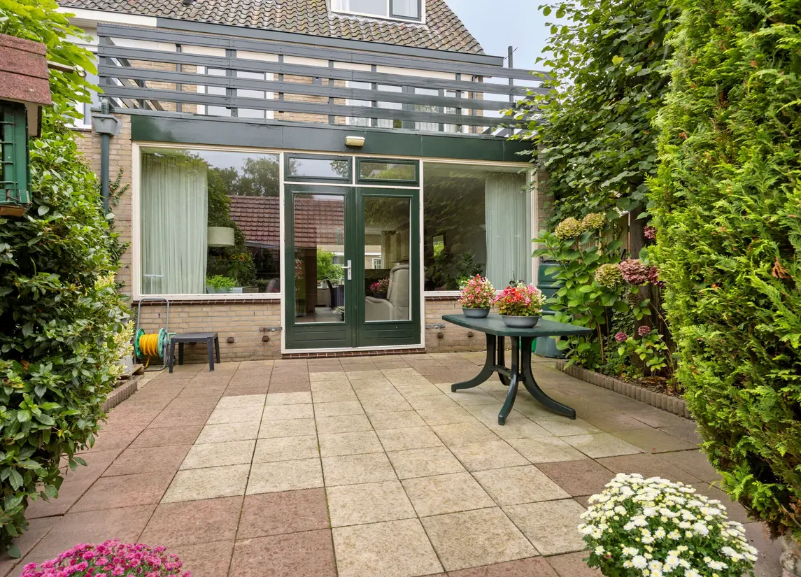 Bernhardstraat 10
