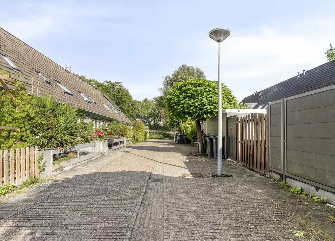 J. Calsstraat 4