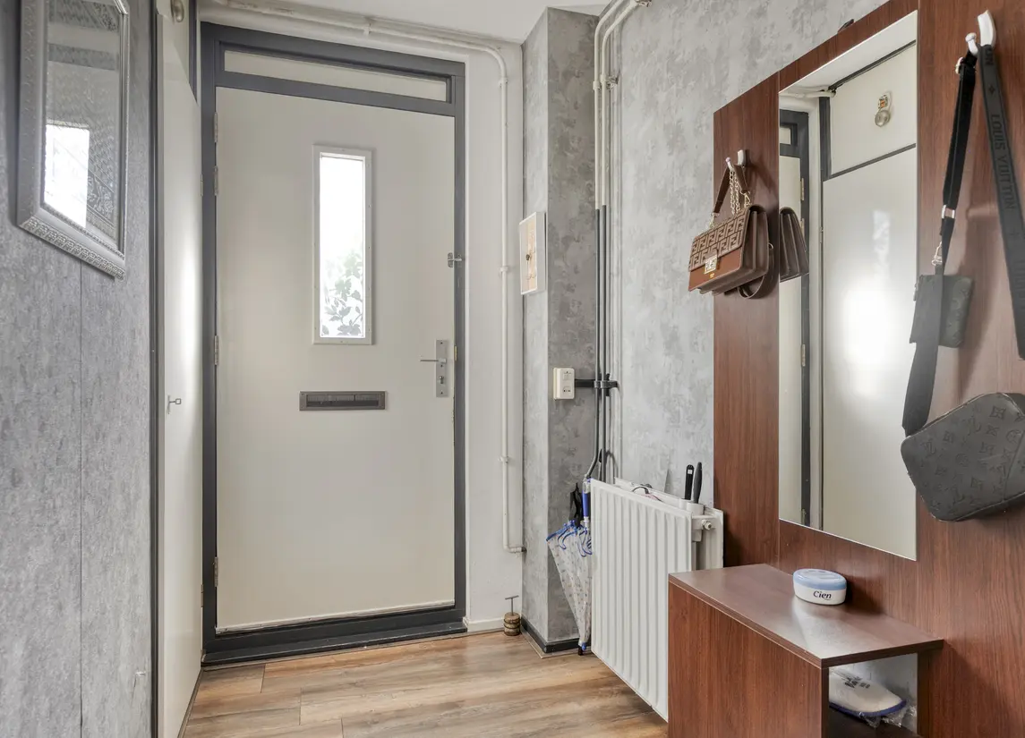 J. Calsstraat 4