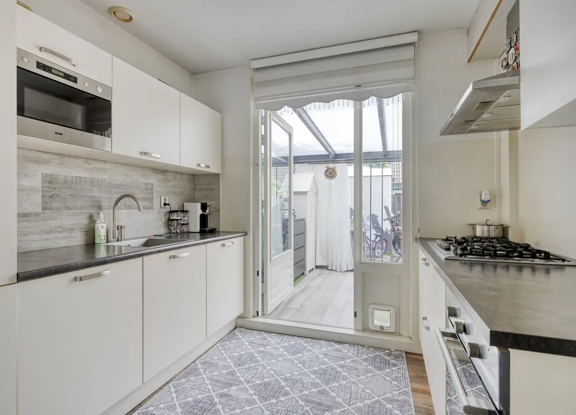 J. Calsstraat 4