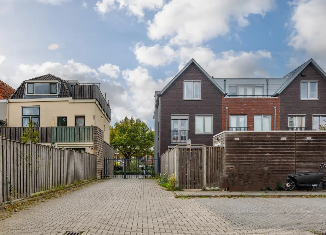 Haarlemmerweg 42B
