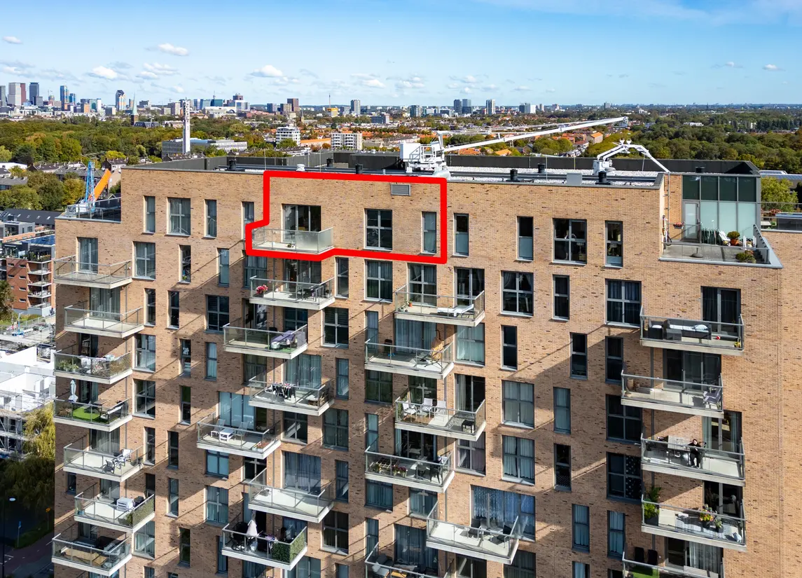 Sir Winston Churchillln 275F164