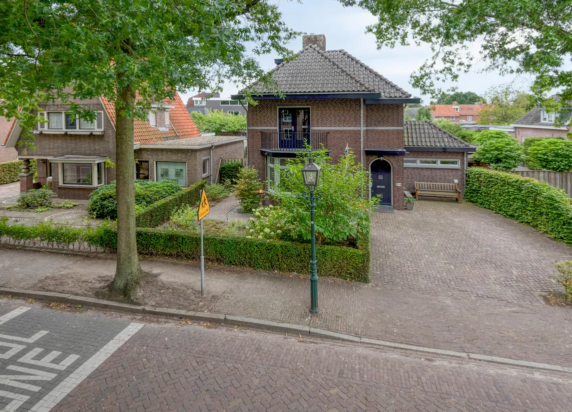 Dorpsstraat 17