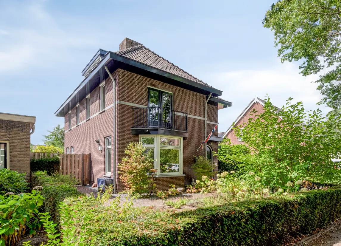 Dorpsstraat 17
