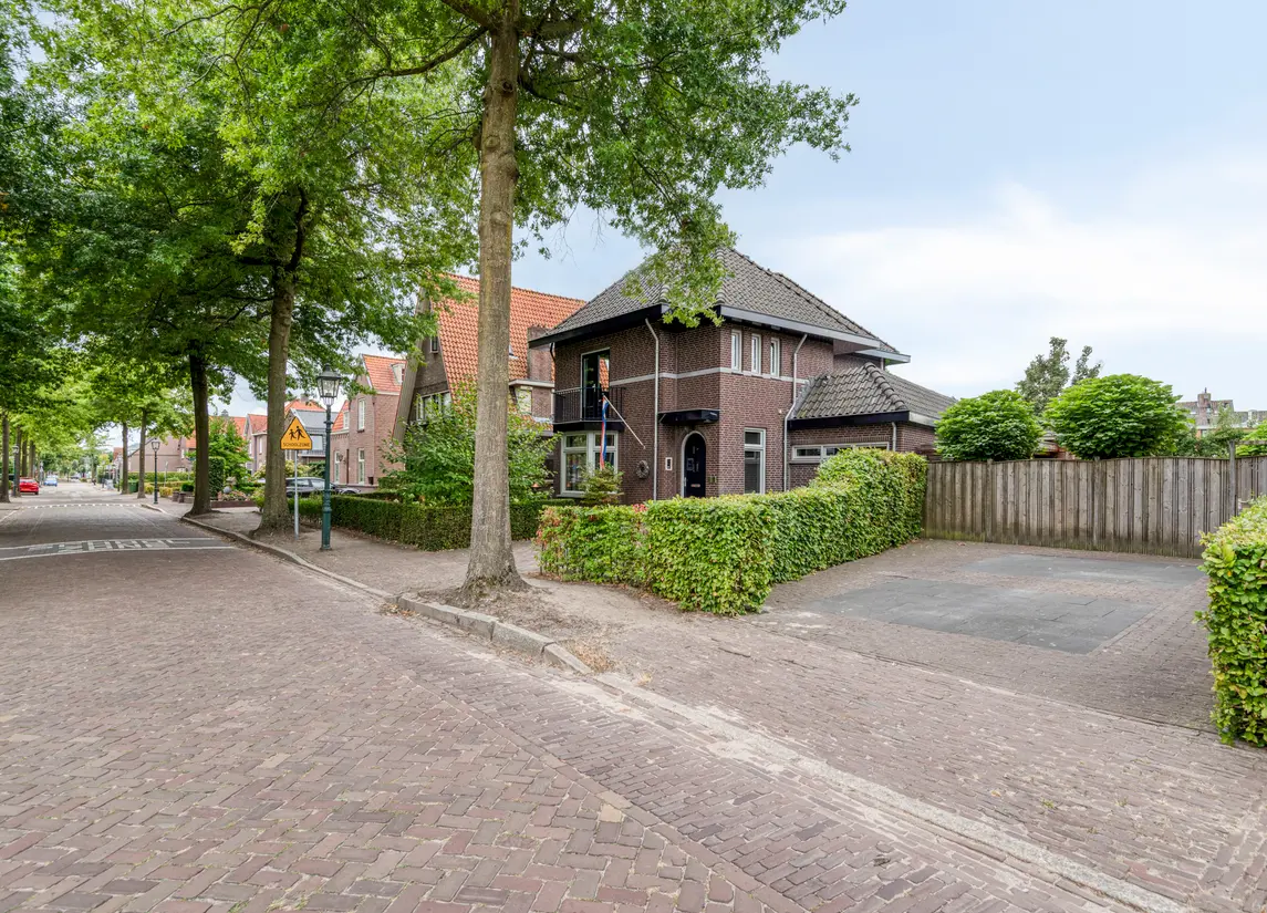 Dorpsstraat 17
