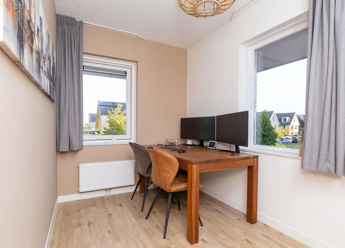 Adriaan Anthoniszstraat 28