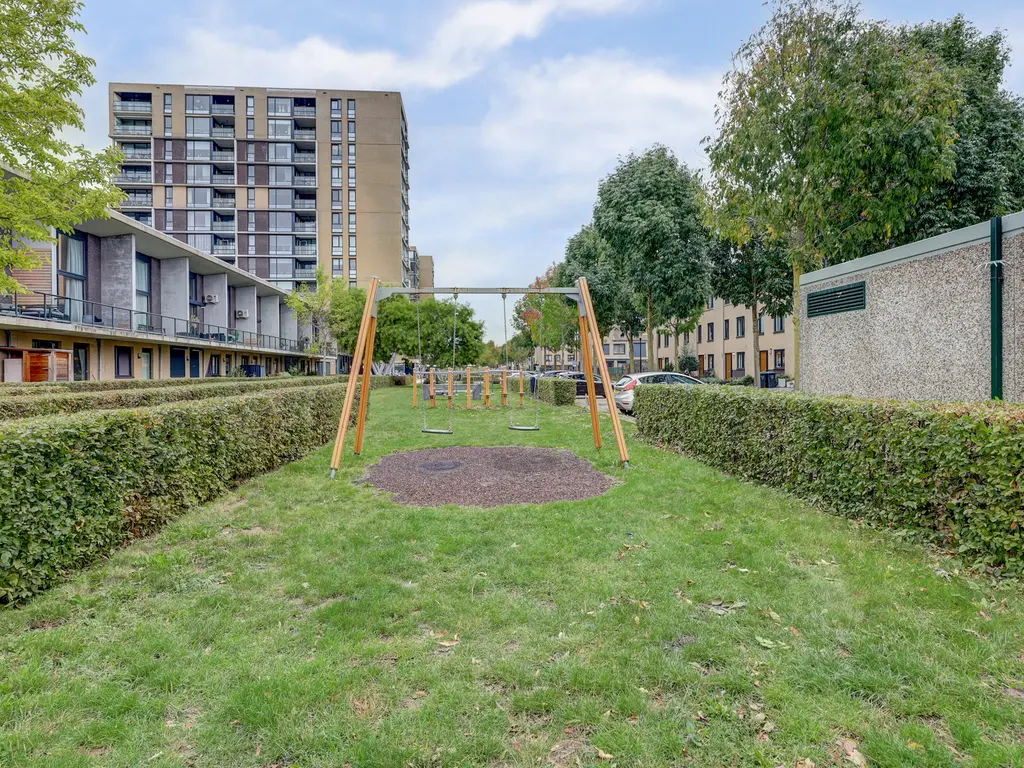 Leeuwenburg 40, BARENDRECHT