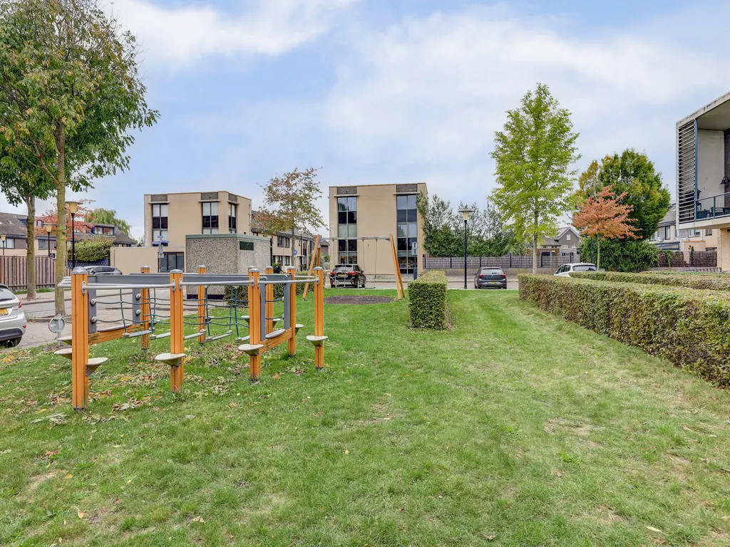 Leeuwenburg 40, BARENDRECHT