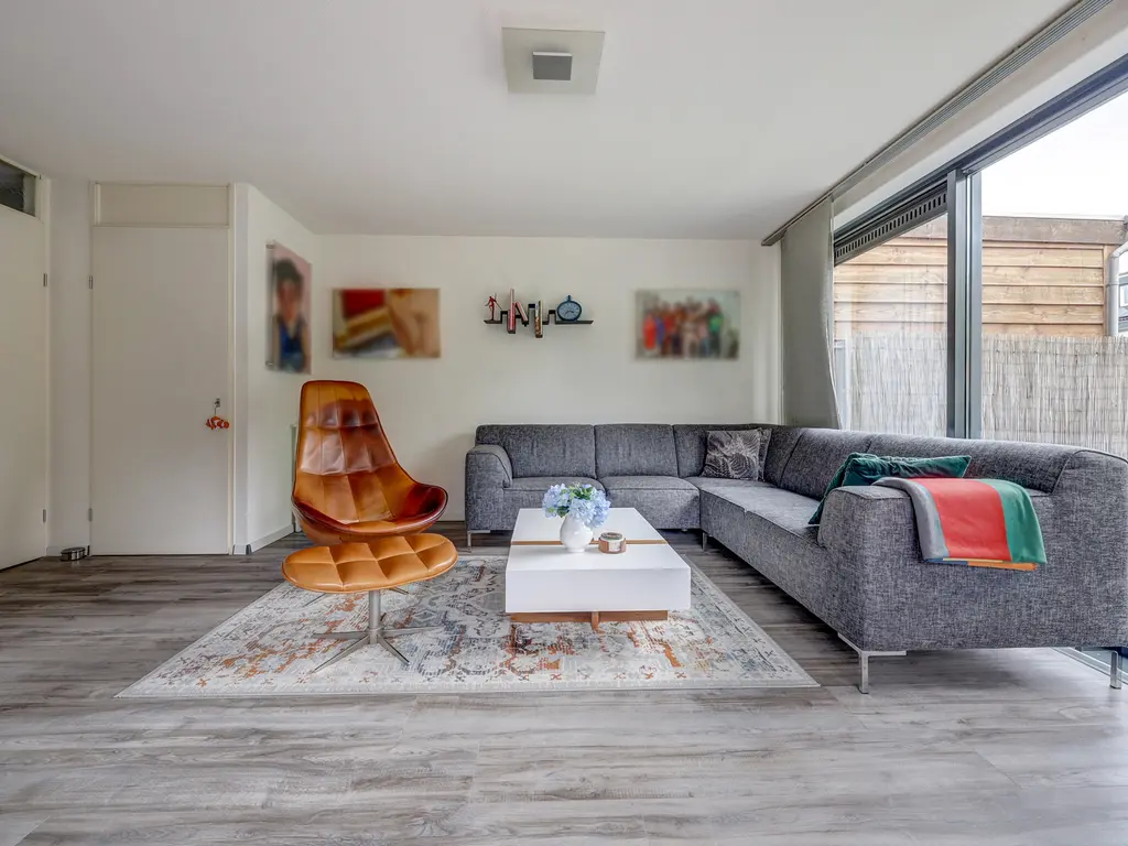 Leeuwenburg 40, BARENDRECHT