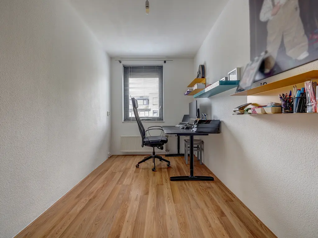 Leeuwenburg 40, BARENDRECHT