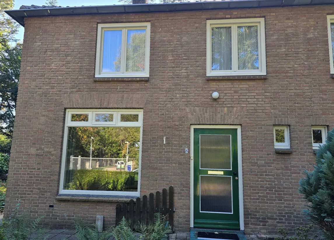 Merenweg 8