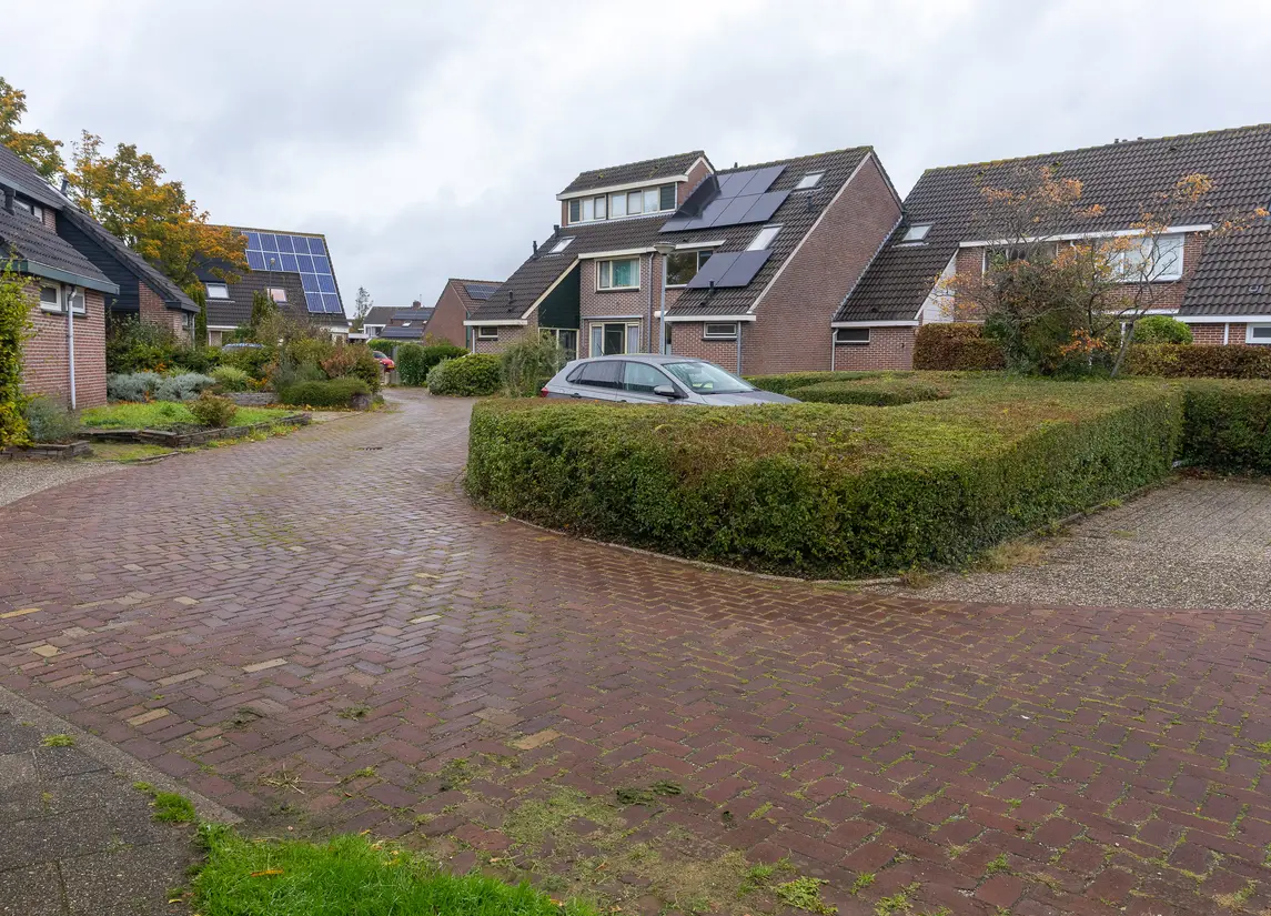 Kosterkring 18