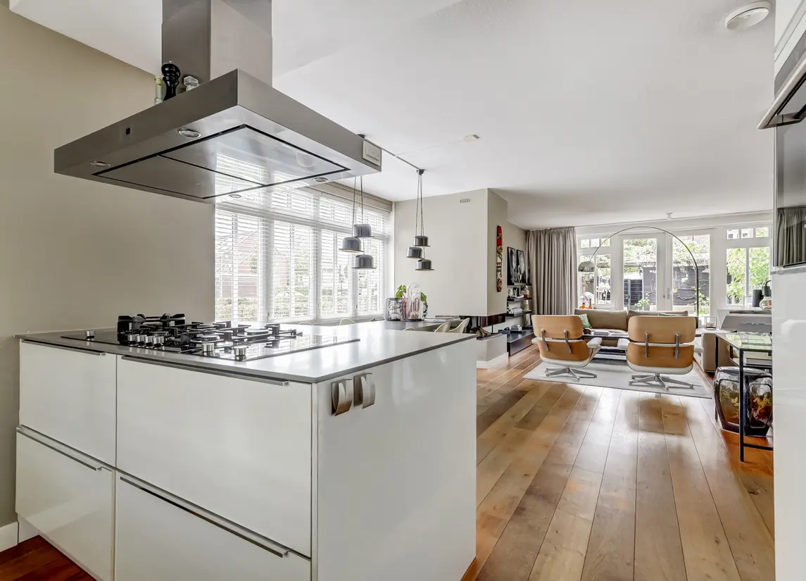 Coniferenhout 32