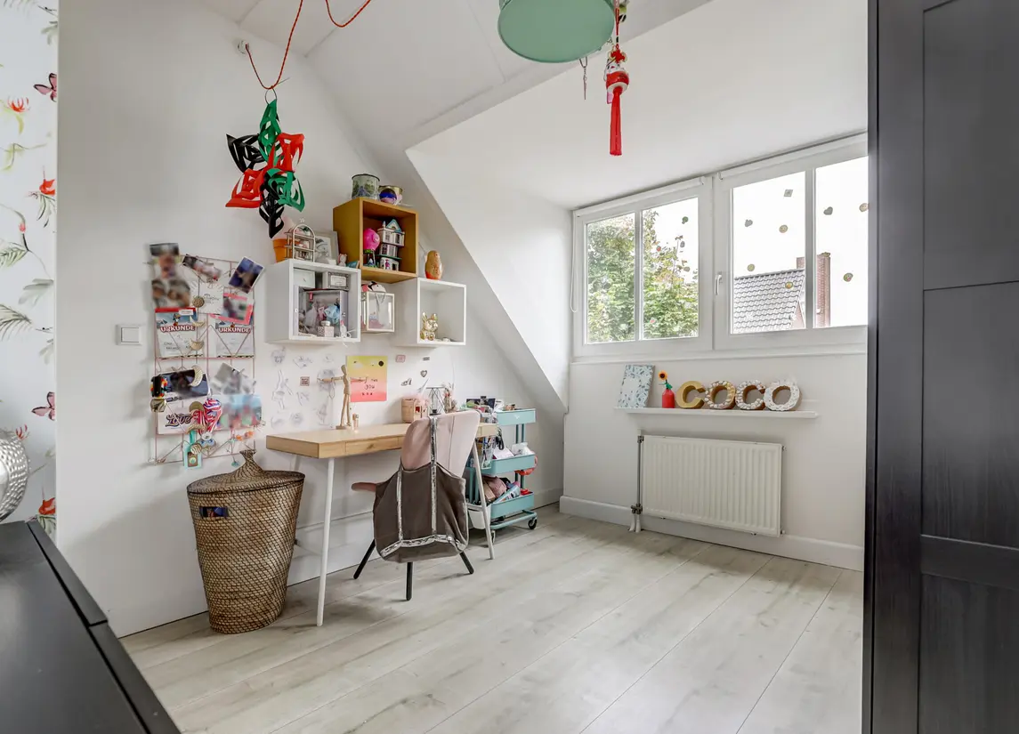 Coniferenhout 32